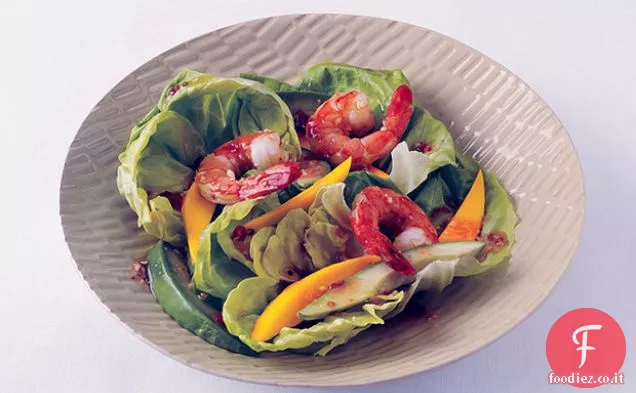 Insalata di gamberetti, mango e avocado con vinaigrette di peperoncino e zenzero dolce