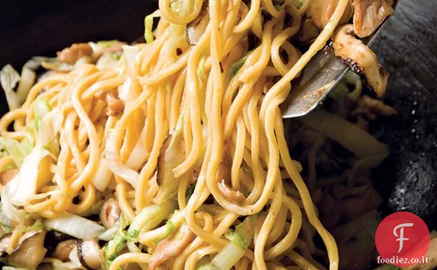Pollo Lo Mein con funghi allo zenzero