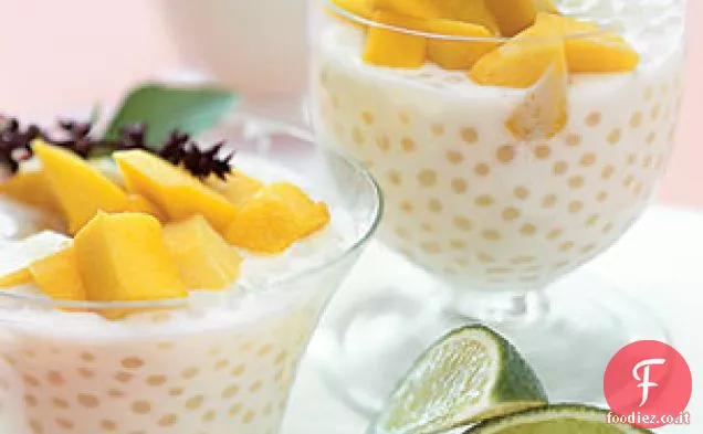 Pudding di tapioca al cocco tailandese con mango speziato di Cayenna