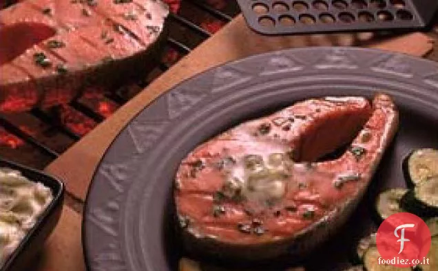 Salmone alla griglia con burro di dragoncello