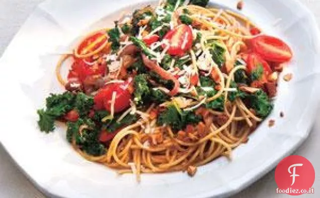 Spaghetti integrali con Cavolo aglio e Pomodori