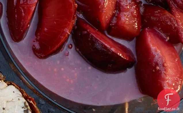 Melba alla pesca con salsa al caramello bruciato