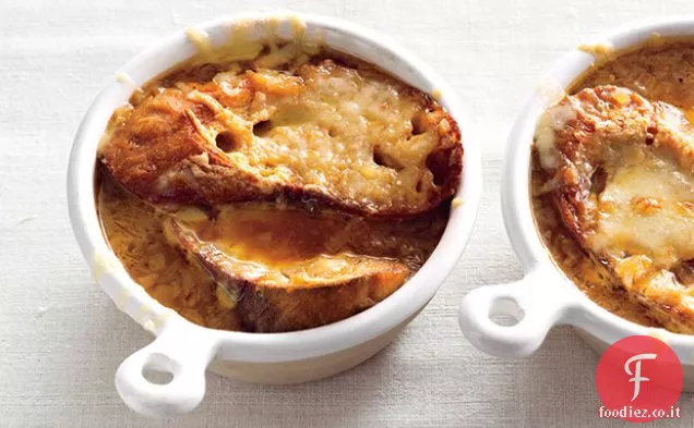 Zuppa di cipolle francese