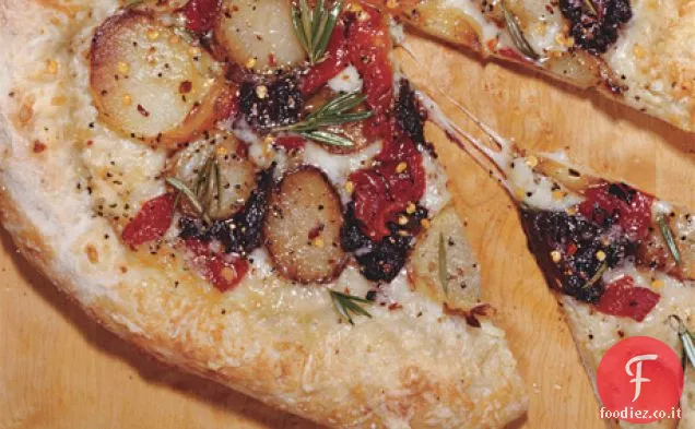 Pizza con Fontina, Patate e Tapenade