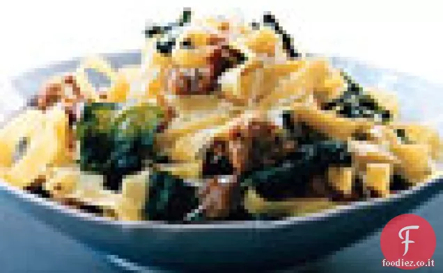 Fettuccine con Salsiccia e Cavolo Nero