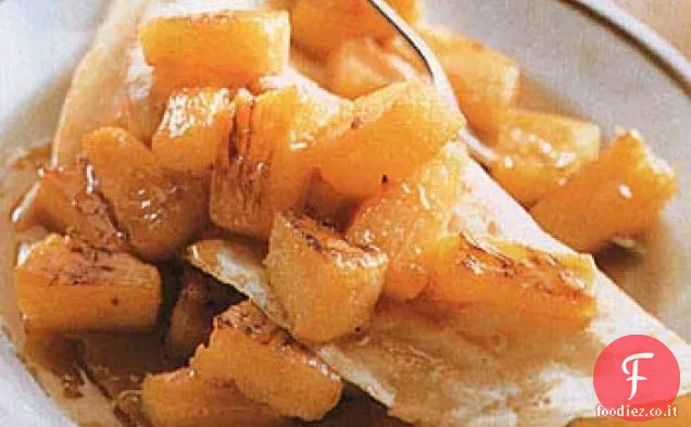 Crêpes di ananas al miele e zenzero