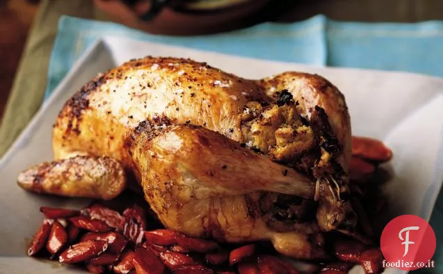 Pollo arrosto con ripieno di cavolo nero e pancetta