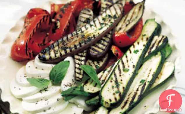Verdure marinate alla griglia con mozzarella fresca