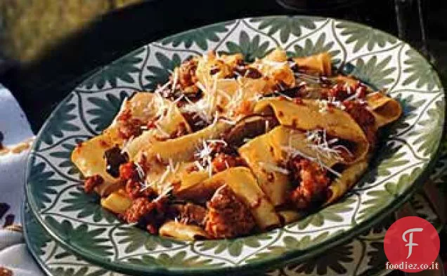 Pasta con Ragù di Vitello, Salsiccia e Porcini