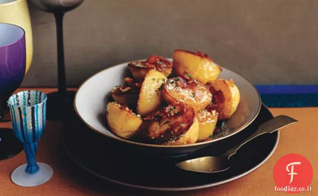 Patate arrosto con pancetta, formaggio e prezzemolo