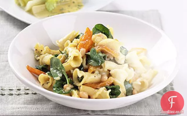 Pasta all'aglio a tre vie con fagioli e peperoni