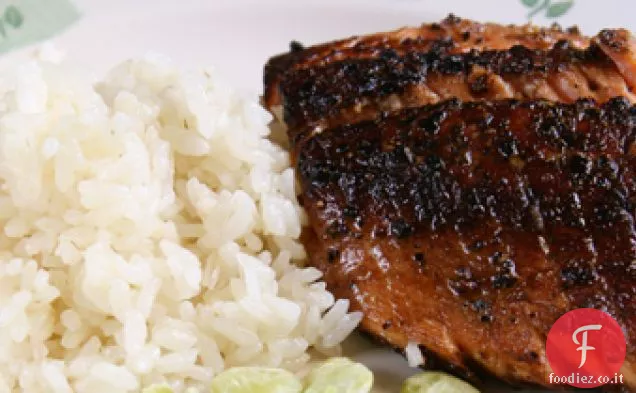 Salmone scottato in padella