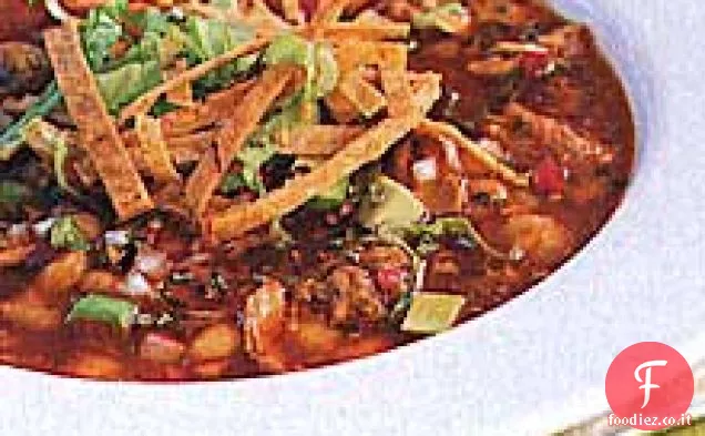 Stufato di maiale e Hominy con peperoncini rossi (Pozole Rojo)