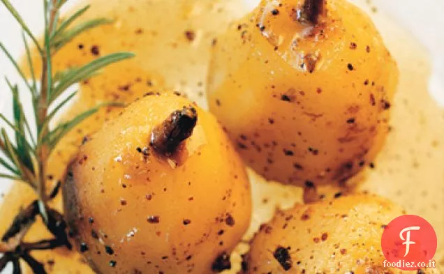 Pere Speziate con arance e salsa al caramello