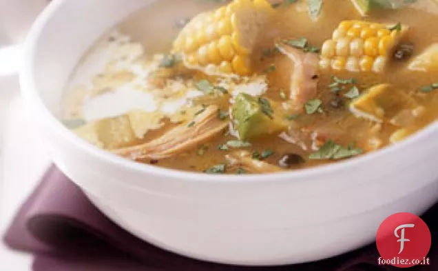 Pollo colombiano, mais e stufato di patate