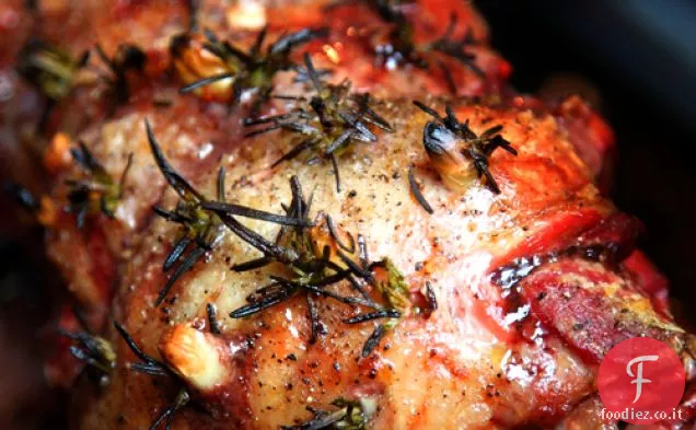 Agnello arrosto semplice all'aglio e rosmarino