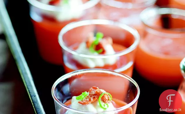 Budino di tè tailandese con caramello al lime e anacardi canditi