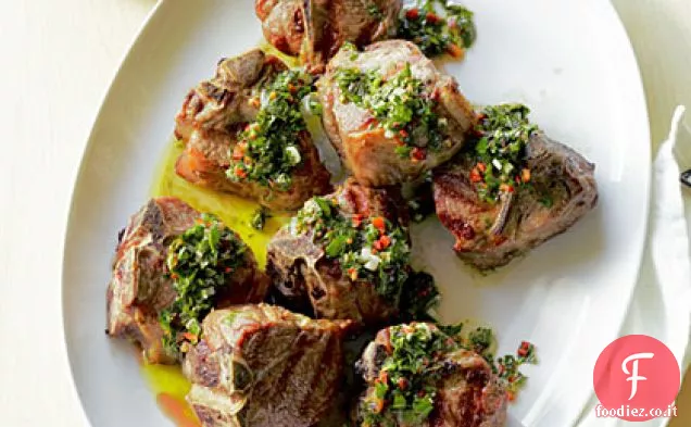 Agnello alla griglia con salsa al cioccolato e menta