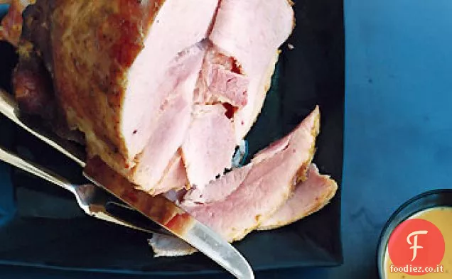 Prosciutto glassato con salsa di senape all'ananas