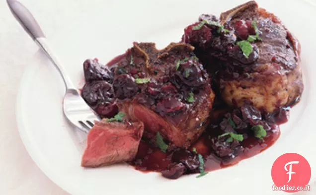 Costolette di agnello con ciliegie secche e porto