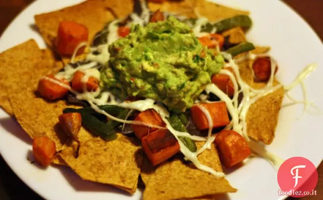 Patate dolci arrosto e nachos di poblano con Guacamole