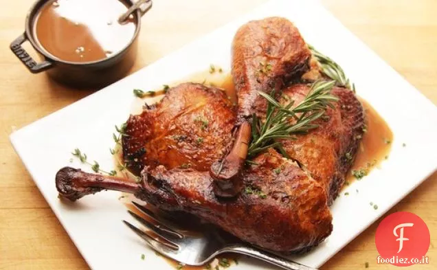 Cosce di tacchino brasato al vino rosso