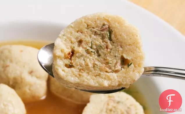 Ripieno di polpette di pollo per palline di matzo ripiene