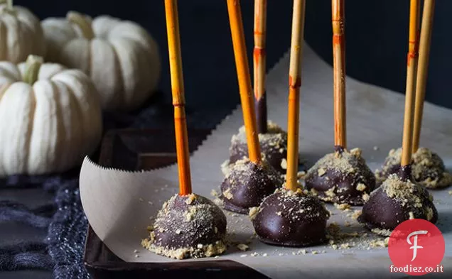 Pop di Cheesecake alla zucca ricoperti di cioccolato