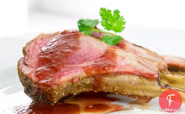 Agnello in crosta di cumino con chutney di anguria