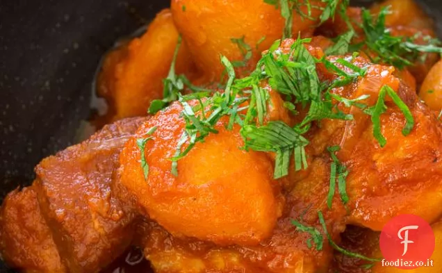 Pancetta di maiale e stufato di limone conservato