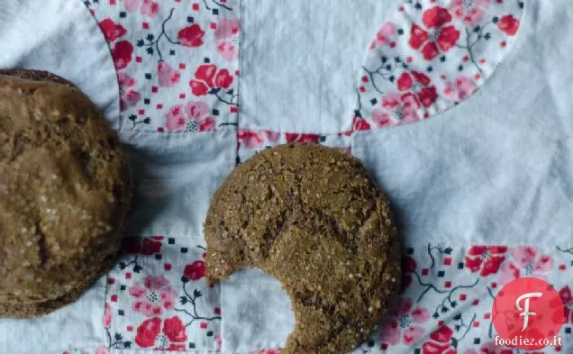 Biscotti di melassa speziati gommosi