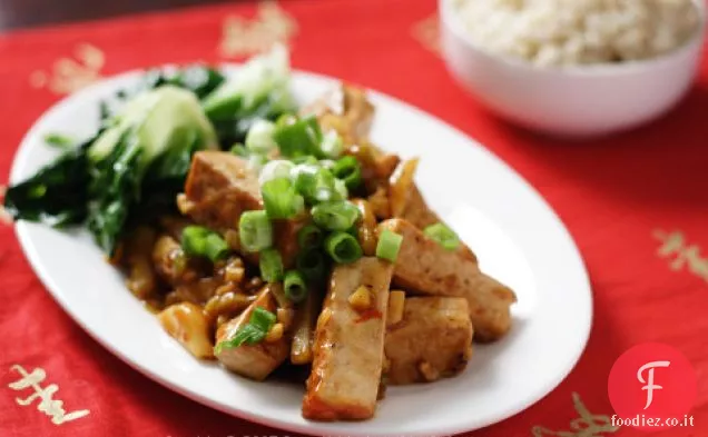 Tofu di Sichuan con salsa all'aglio