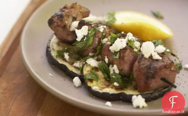 Agnello alla griglia con melanzane, menta e Feta