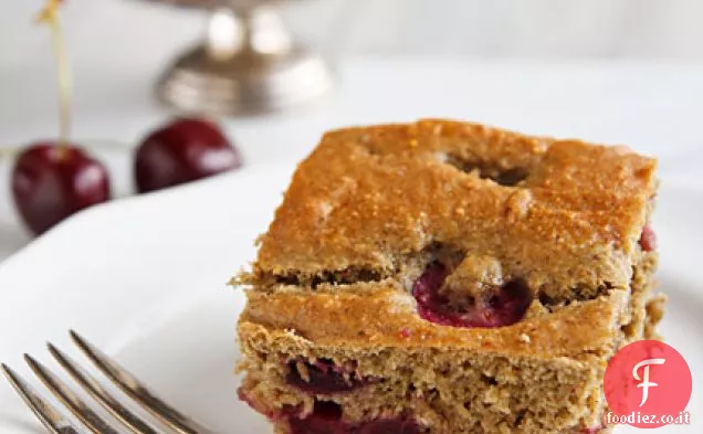 Torta di snack alla ciliegia