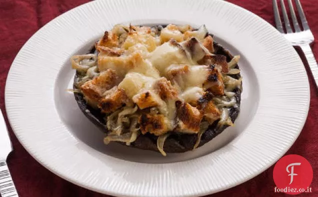 Funghi Portobello Ripieni di zuppa di cipolle francese