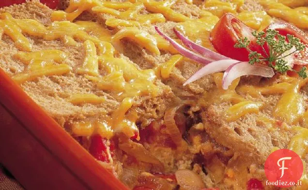 Strati di Cheddar con cipolle grigliate