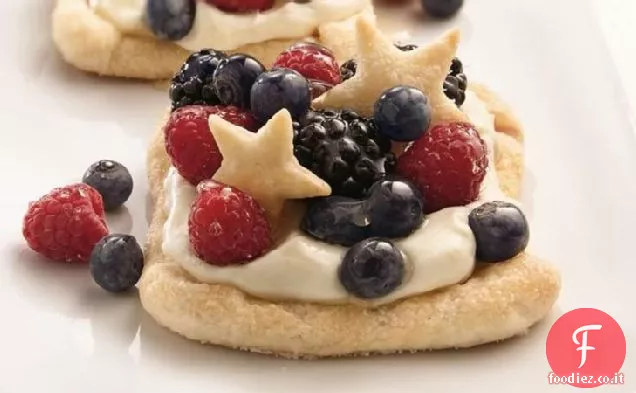 Quadrati di cheesecake al limone e bacche