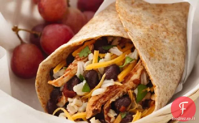 Pollo magro e burritos di fagioli neri