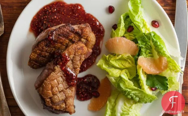 Petto d'anatra scottato con glassa al miele di lampone