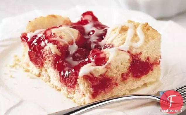 Torta di caffè turbinio di ciliegie