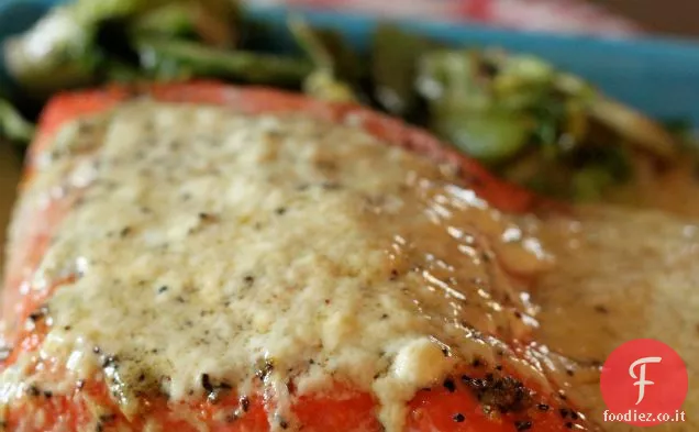 Crema al limone Salmone arrosto con pastinaca montata