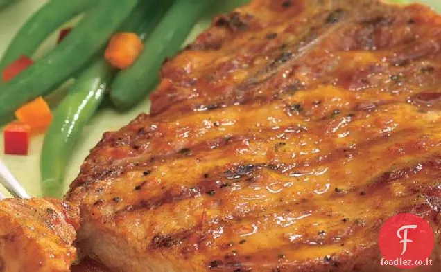Braciole di maiale grigliate in agrodolce glassate