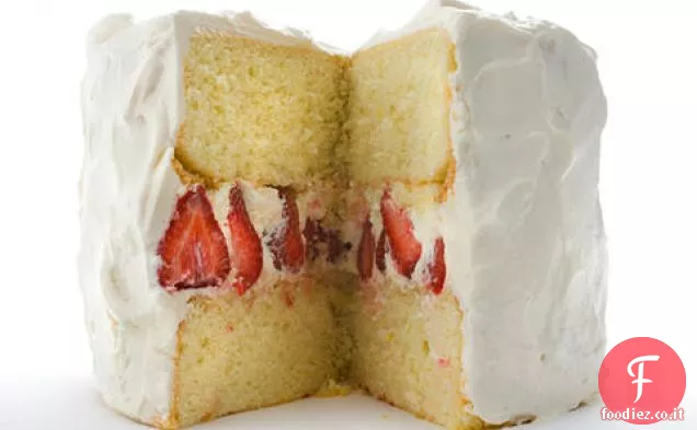 Torta alla panna montata alla fragola