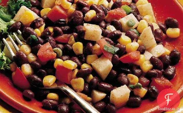 Insalata di chili di fagioli neri