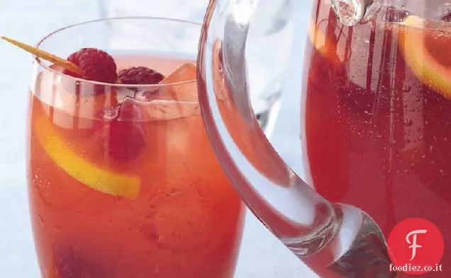 Sangria di lamponi e albicocche