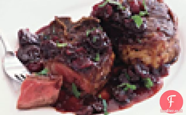 Costolette di agnello con ciliegie secche e porto