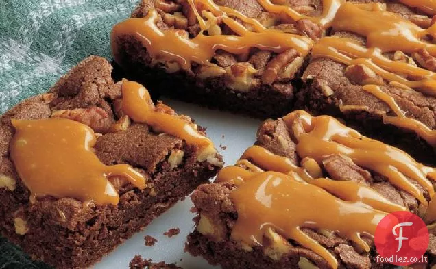 Brownies al caramello e noci pecan