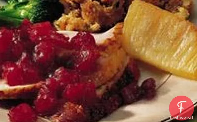 Petto di tacchino glassato al miele con ananas arrosto
