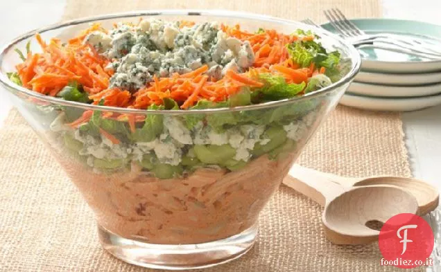 Insalata di pollo di bufalo a strati