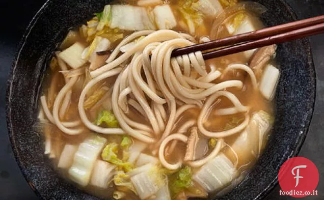 Zuppa di Miso con cavolo Napa e Udon